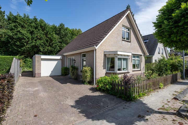 Foto 1 van Diepenbrockstraat 8