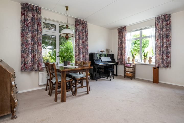 Foto 12 van Diepenbrockstraat 8