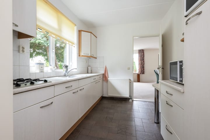 Foto 15 van Diepenbrockstraat 8