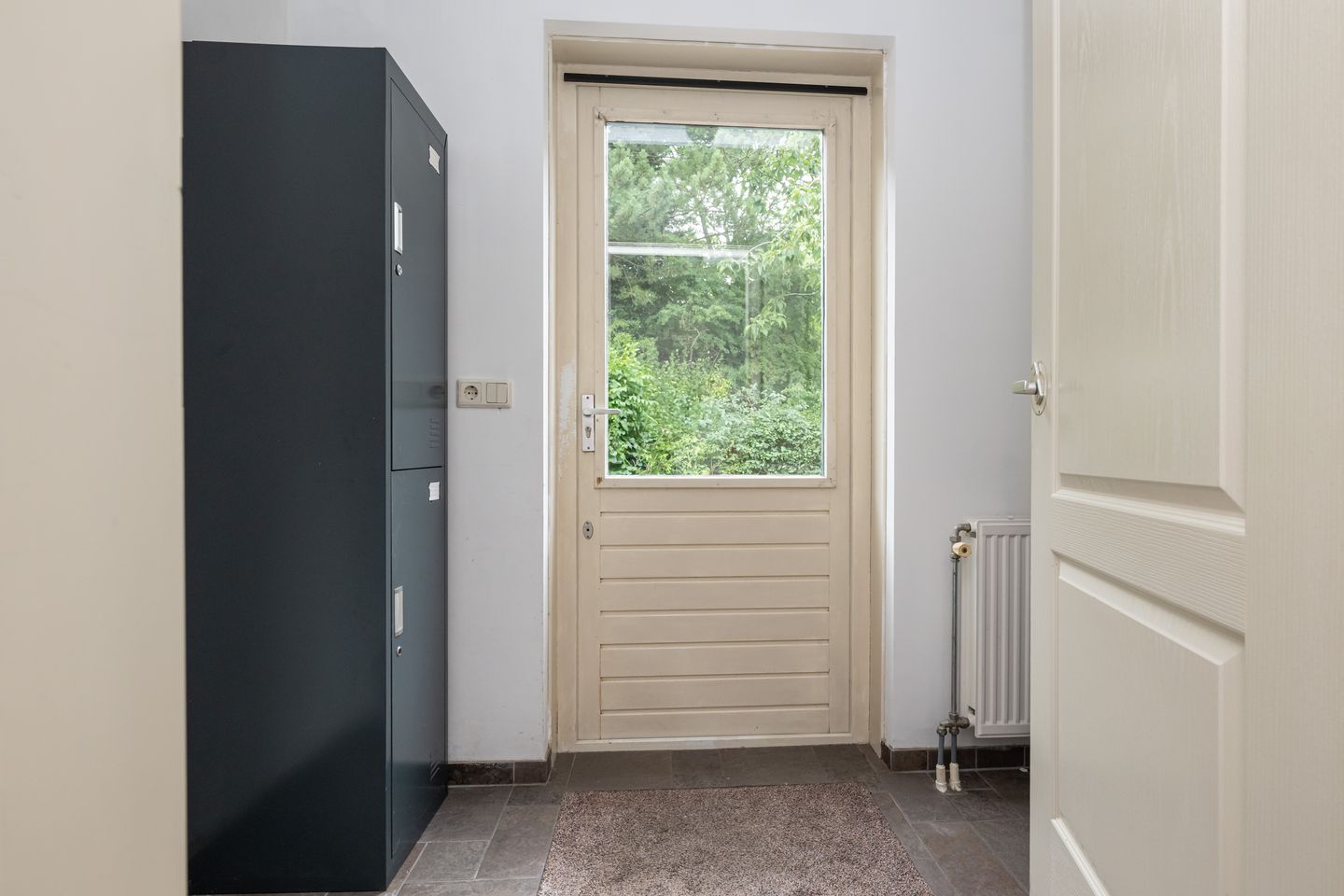 Photo 29 of Diepenbrockstraat 8