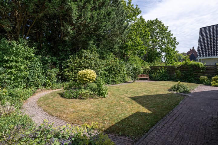 Foto 30 van Diepenbrockstraat 8