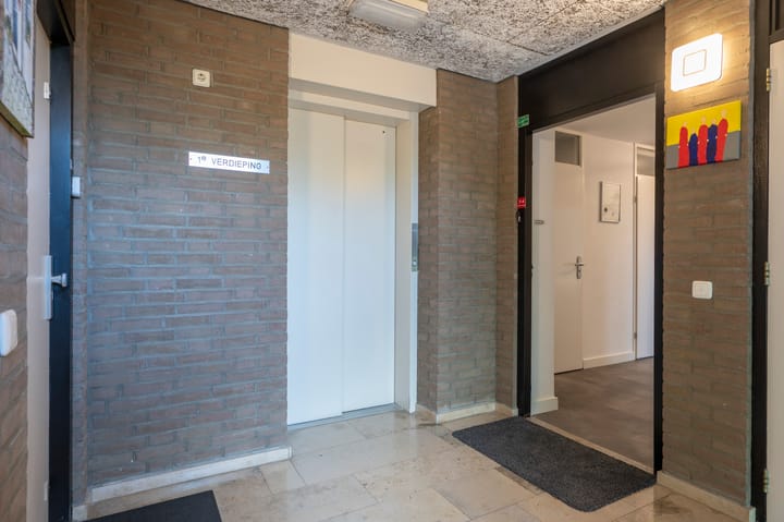 Foto 8 van Wilhelminastraat 7-4