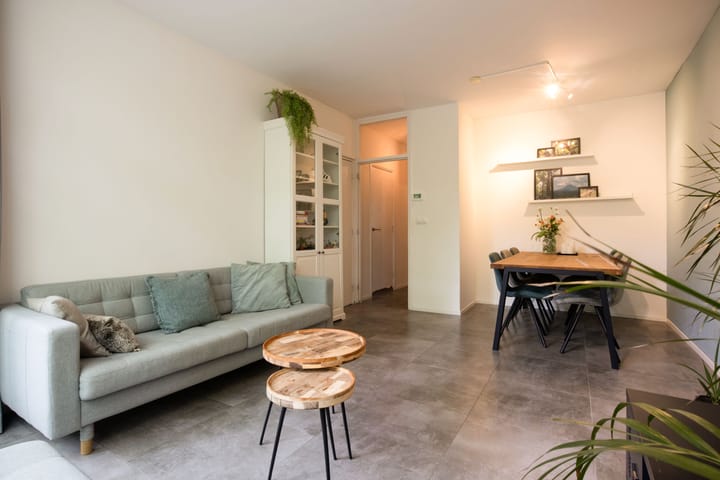 Foto 8 van Anna van Burenlaan 38