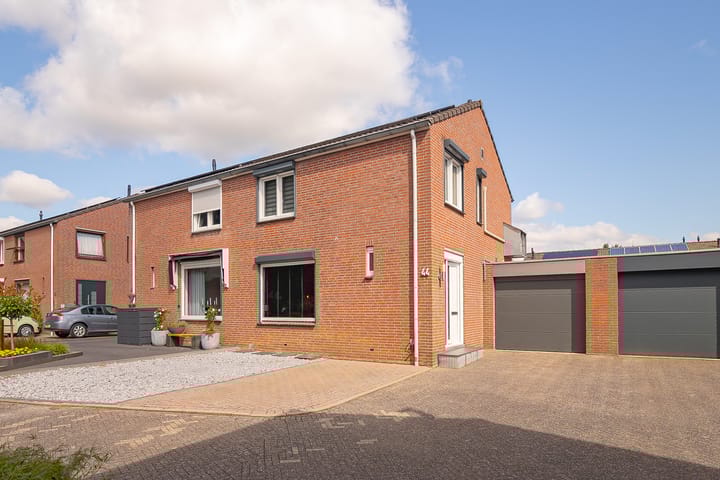 Foto 1 van 1940-45-laan 44