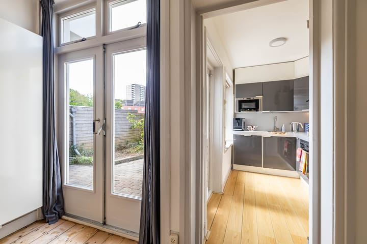 Photo 17 of Nassauplein 37