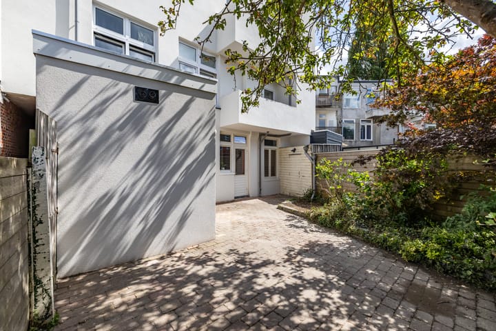 Photo 24 of Nassauplein 37