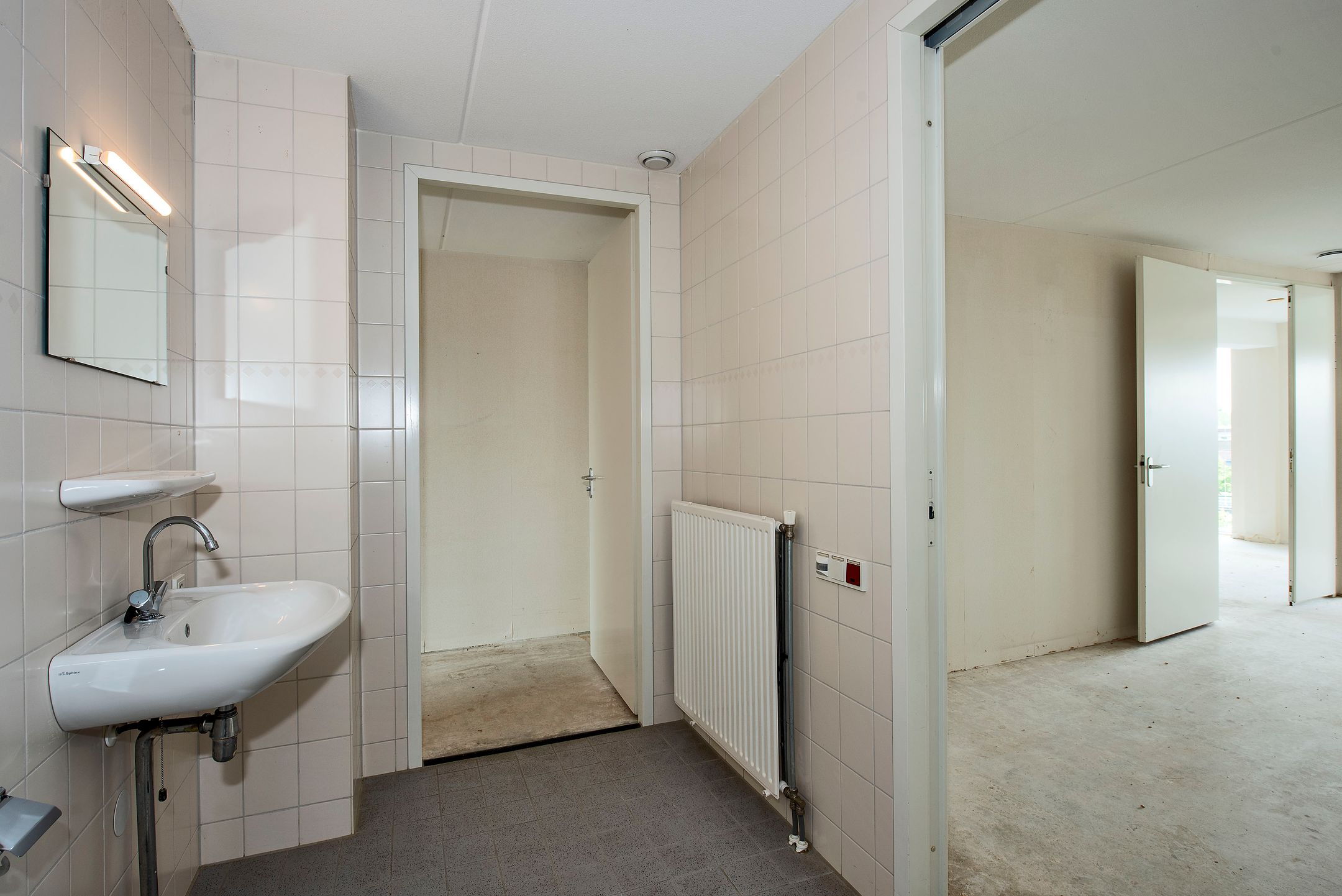 Photo 15 of H. Leefsmastraat 47