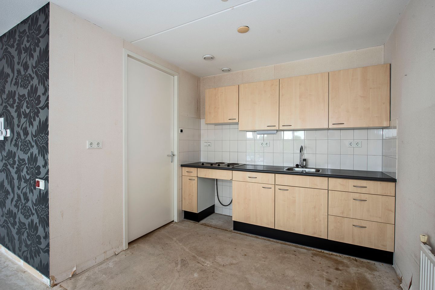 Photo 20 of H. Leefsmastraat 47