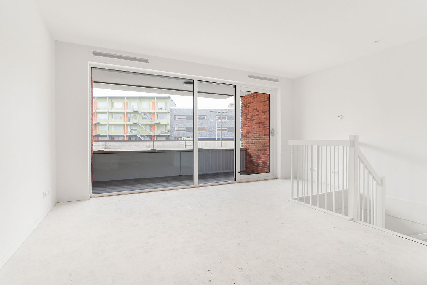 Photo 5 of Friesestraatweg 22-3