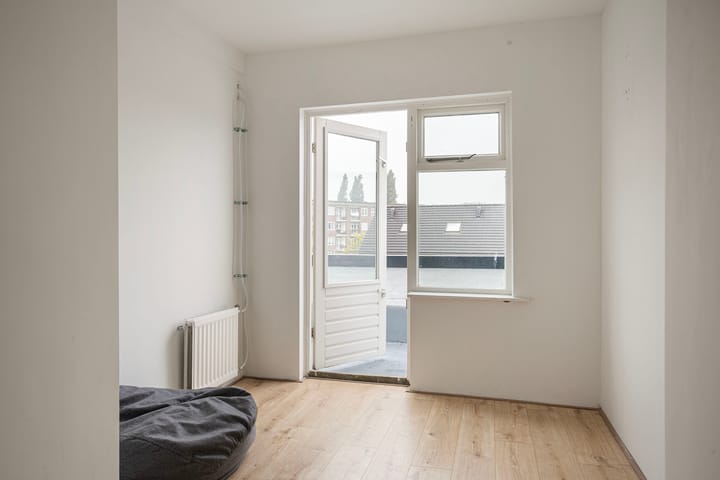 Foto 13 van Johan de Wittlaan 343