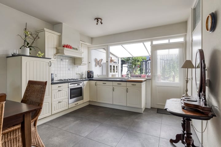 Photo 15 of Bevelandselaan 7