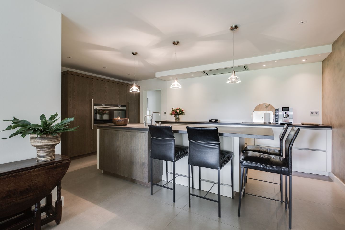 Foto 19 van Leeuwenhoekweg 50