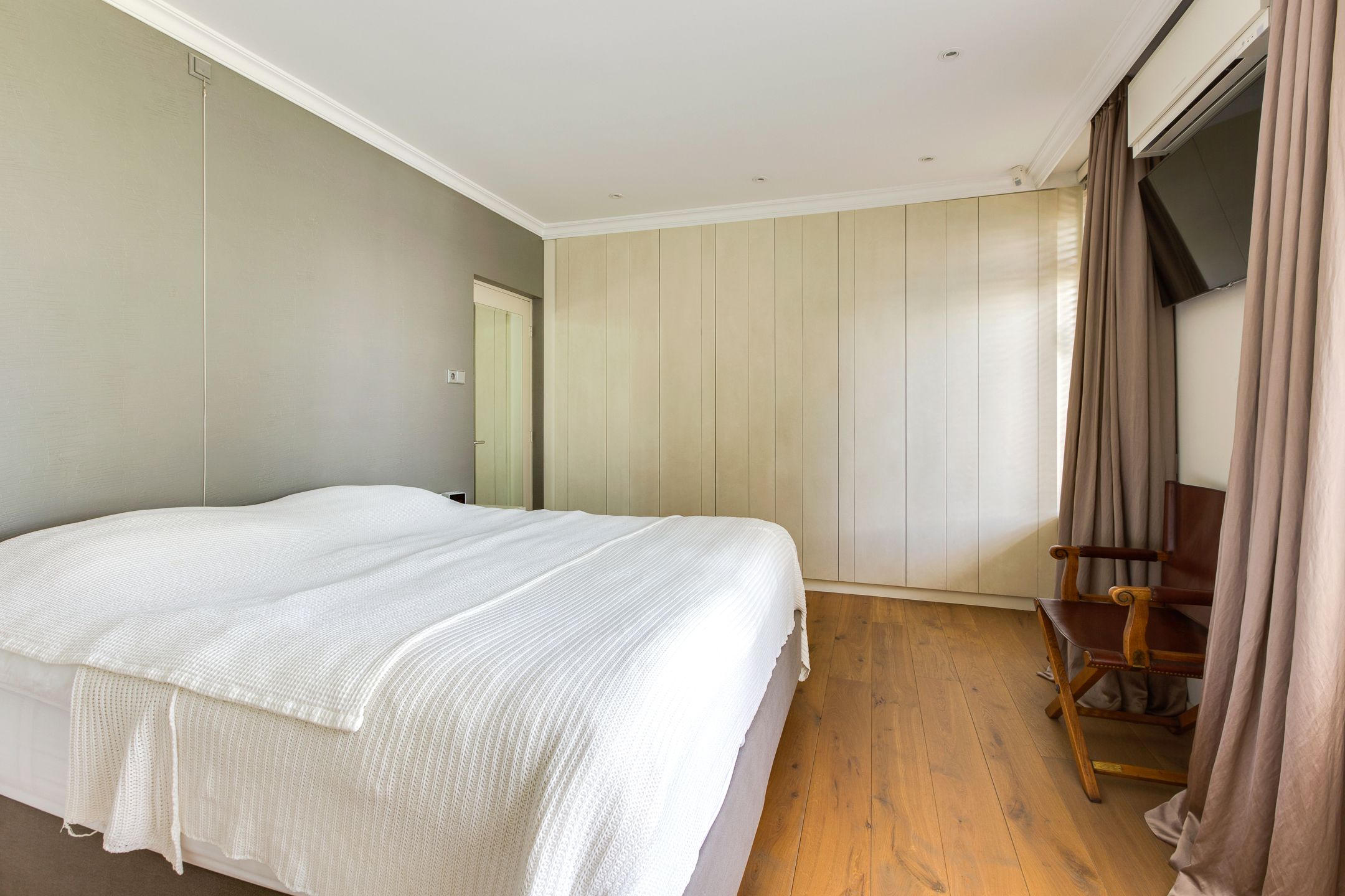 Foto 27 van Leeuwenhoekweg 50