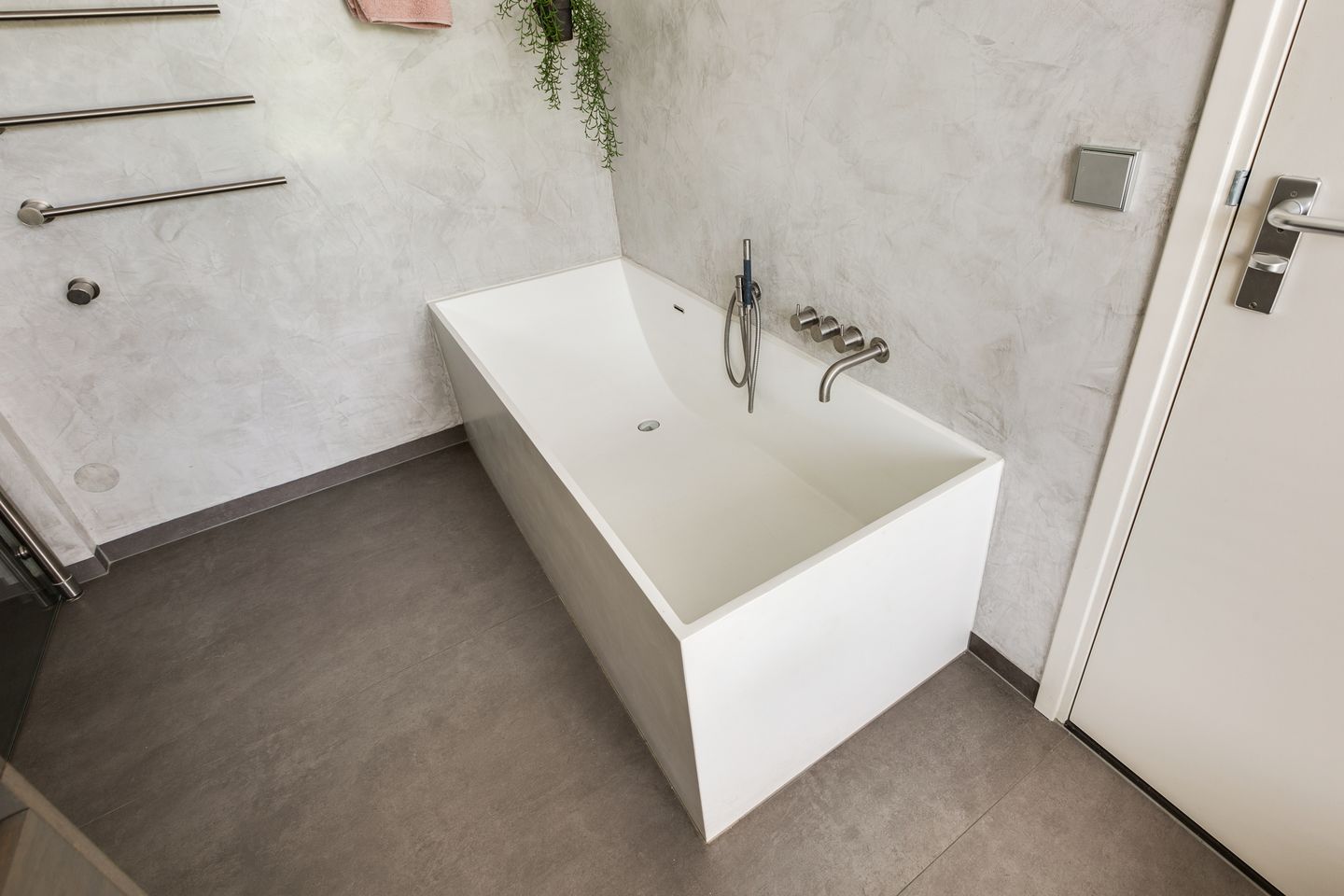 Foto 29 van Leeuwenhoekweg 50