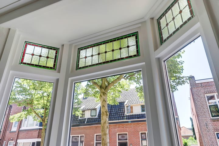 Photo 12 of Bilderdijkstraat 27