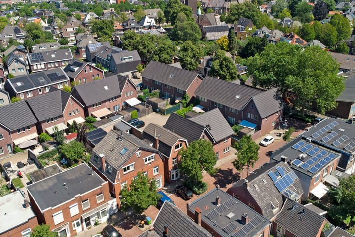 Photo 32 of Bilderdijkstraat 27