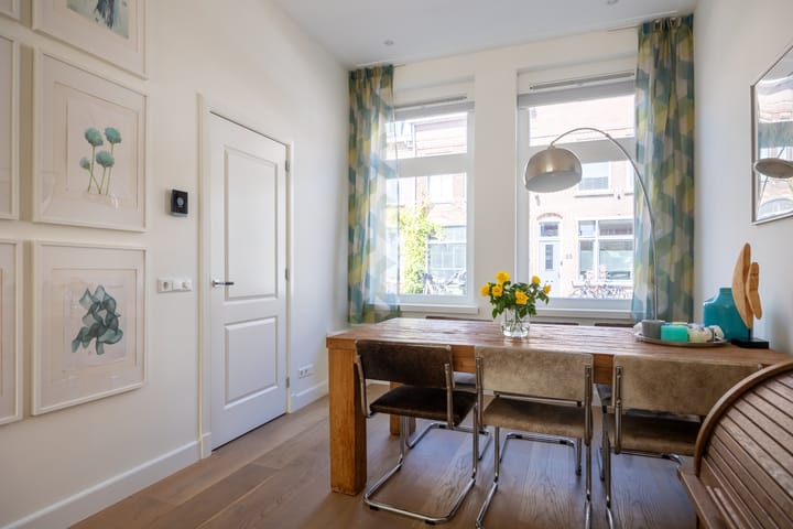 Foto 8 van Amaliastraat 34