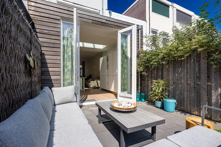 Foto 18 van Amaliastraat 34