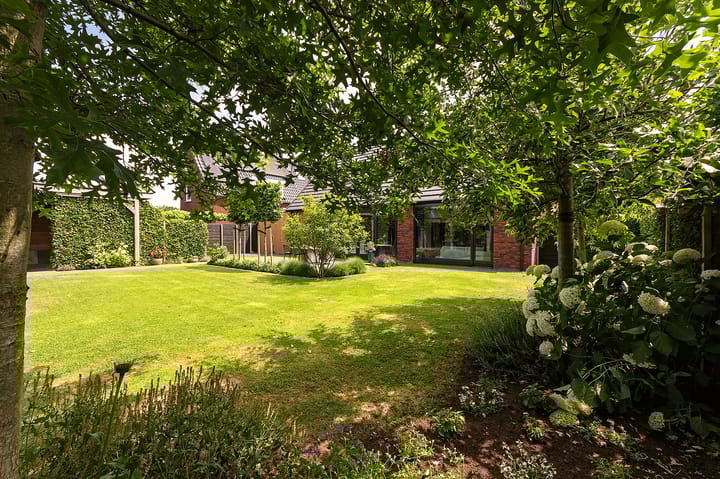 Foto 39 van Peelstraat 13