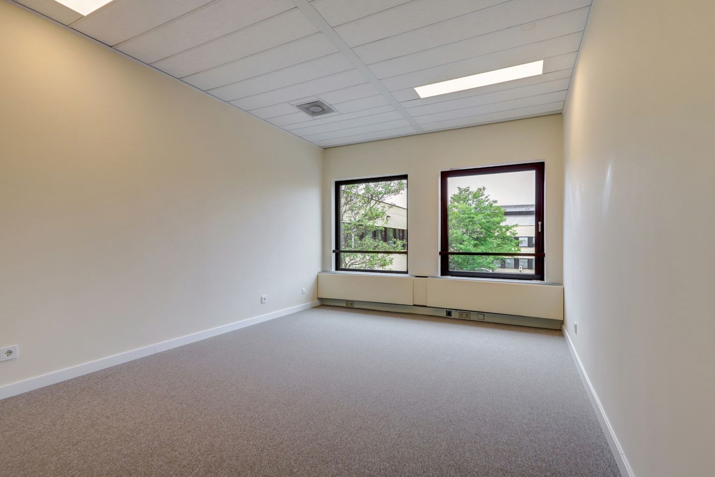 View photo 3 of Edelgasstraat 103