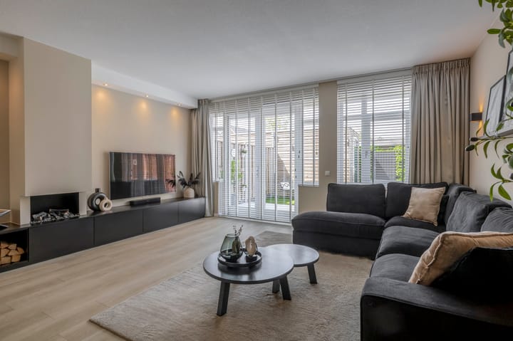 Foto 2 van Voorzoom 15