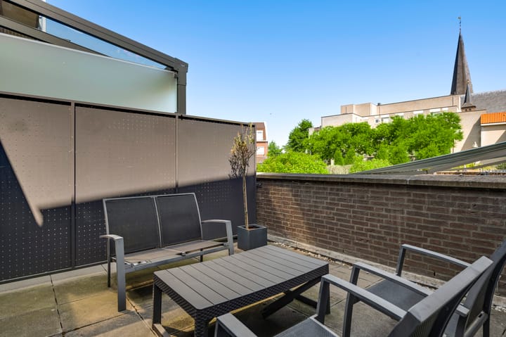 Photo 24 of Frans Strouxstraat 4-K