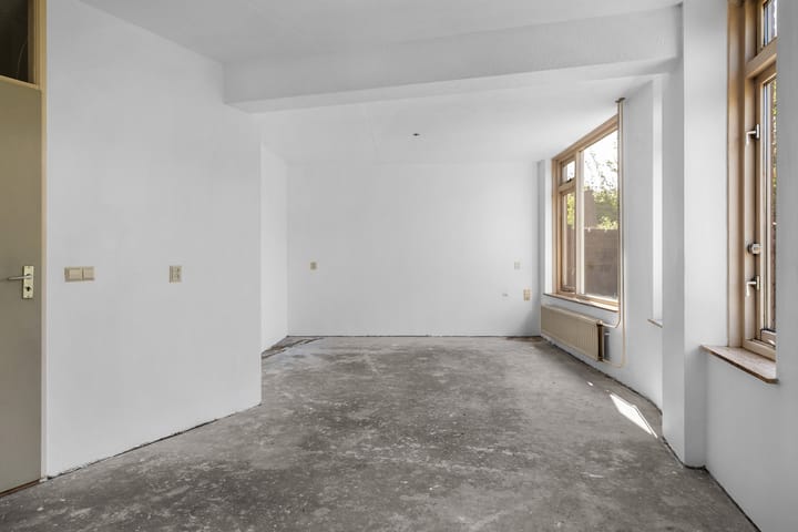 Foto 10 van Zilvermeeuw 116