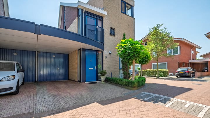 Foto 2 van Menagerie 1