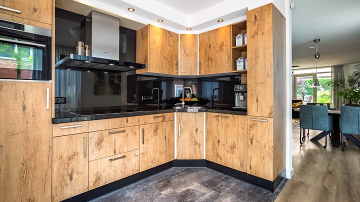 Foto 8 van Menagerie 1