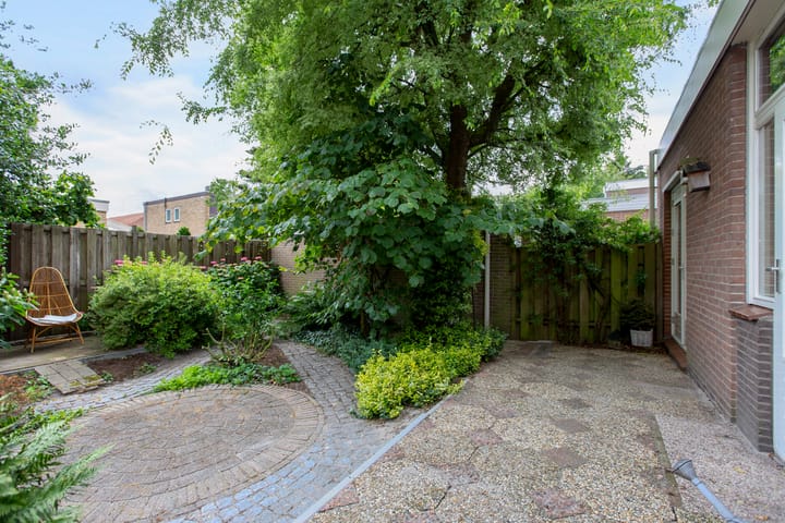 Foto 28 van Burg. v. Dobben de Bruijnstraat 29