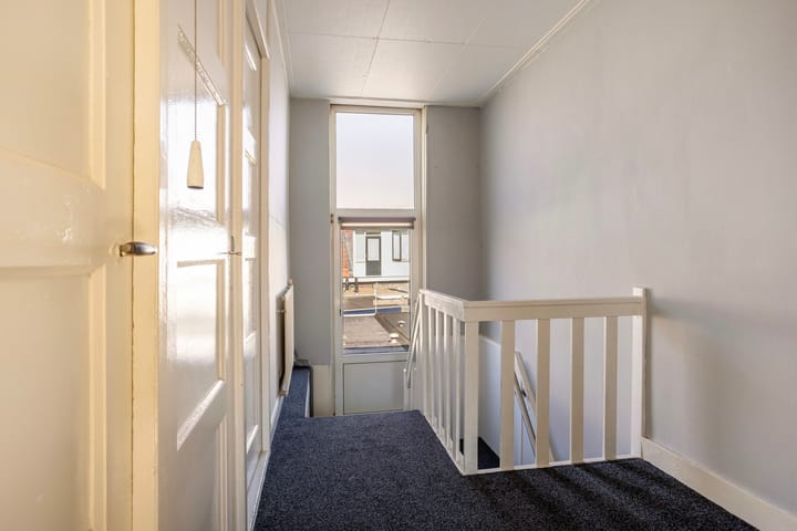 Foto 21 van van Ostadestraat 50