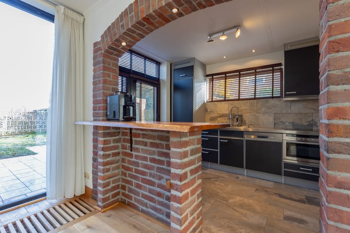 Foto 13 van Ruys de Beerenbroucklaan 25