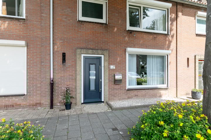 Photo 8 of Karel V Laan 45