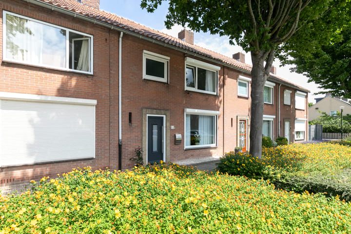 Photo 9 of Karel V Laan 45