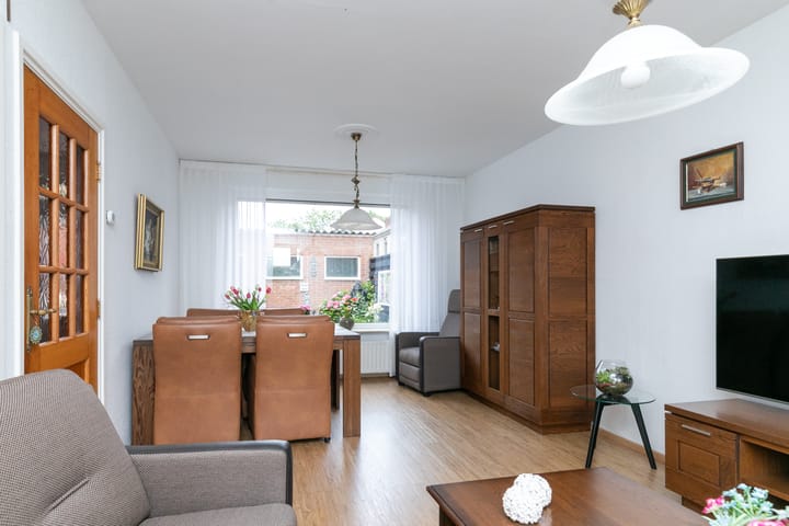 Photo 16 of Karel V Laan 45