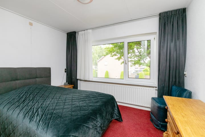 Photo 34 of Karel V Laan 45