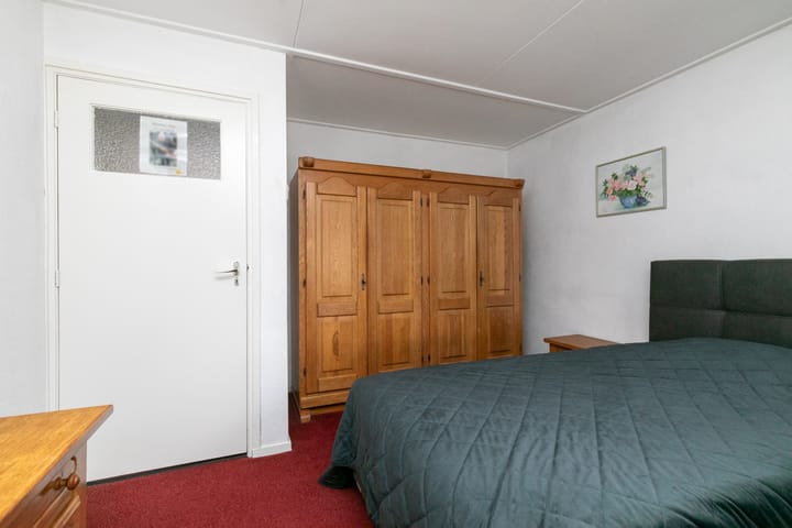 Photo 35 of Karel V Laan 45