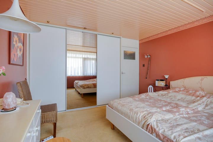 Foto 16 van Zwaluwstraat 18