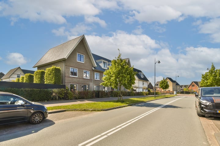 Photo 43 of Oleanderlaan 27