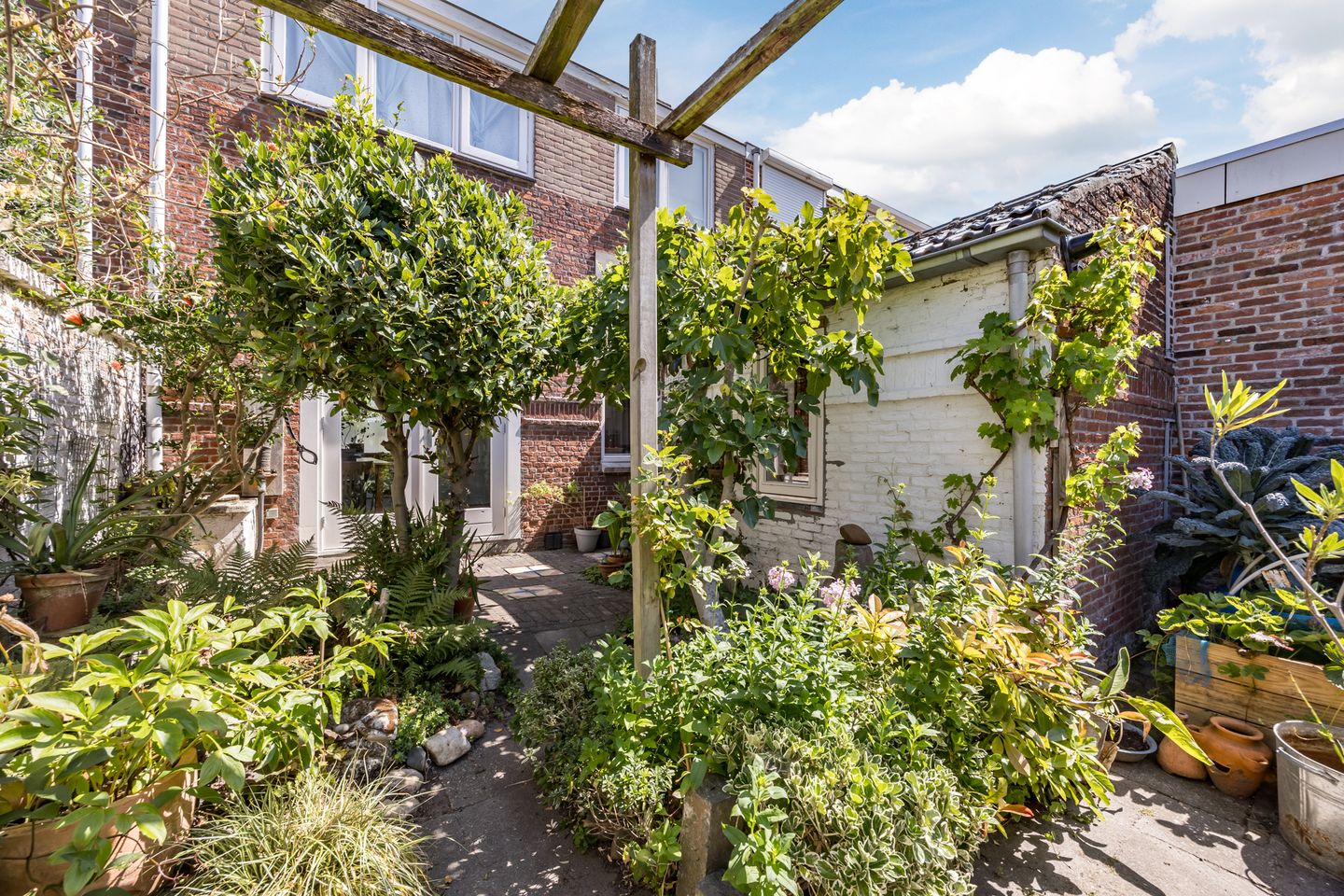 Foto 25 van Tramstraat 5