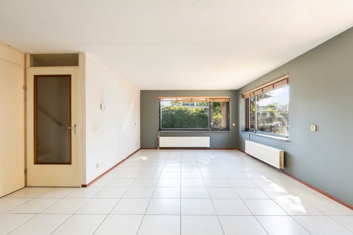 Photo 12 of Alsemstraat 79