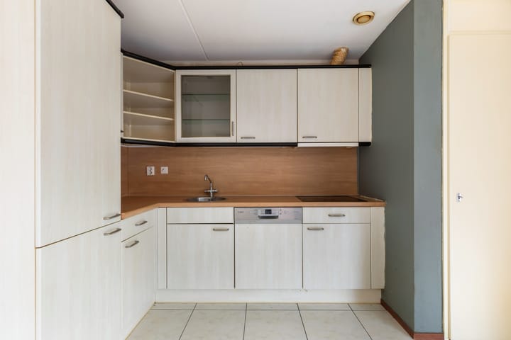 Photo 16 of Alsemstraat 79