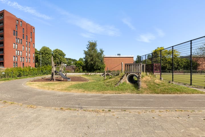 Photo 42 of Alsemstraat 79