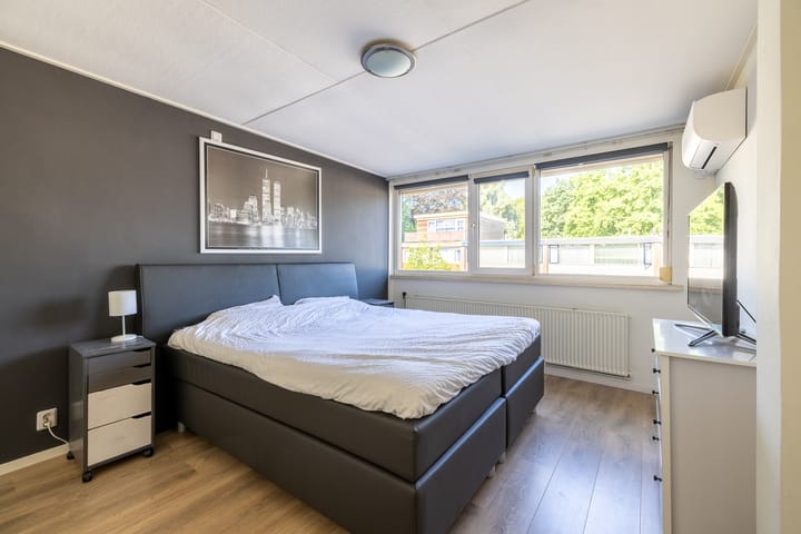 Foto 23 van Eduard Schilderinkstraat 30