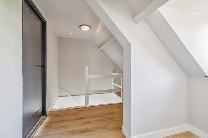 Foto 21 van Esserstraat 42