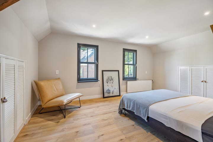 Foto 22 van Esserstraat 42