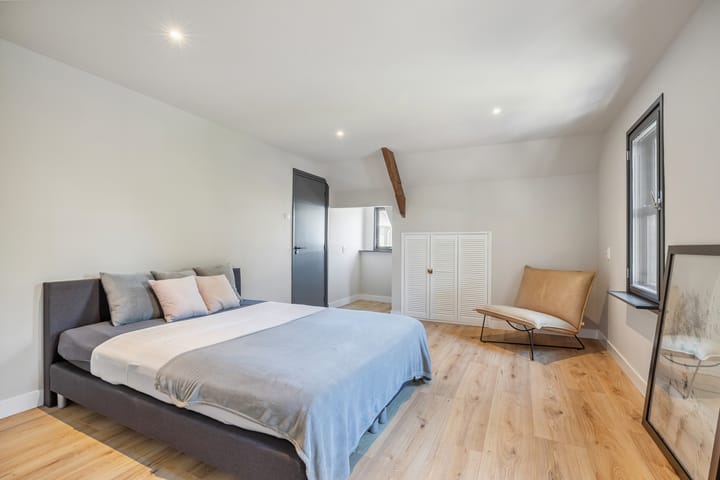 Foto 24 van Esserstraat 42