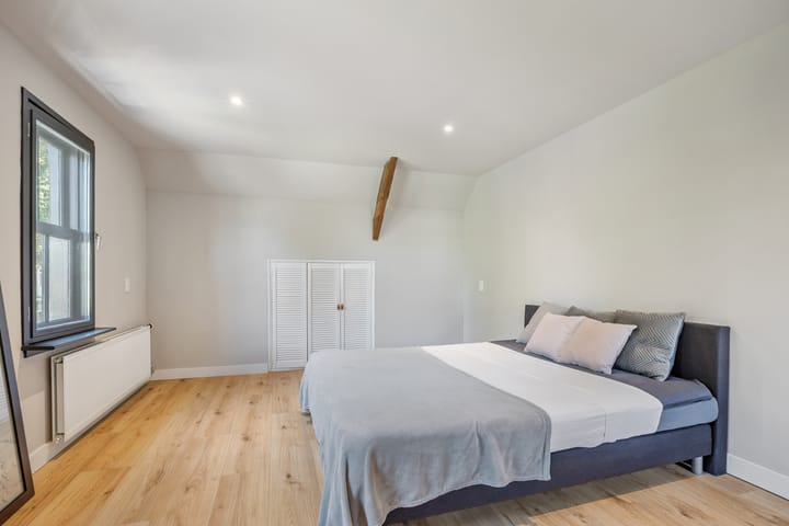 Foto 23 van Esserstraat 42