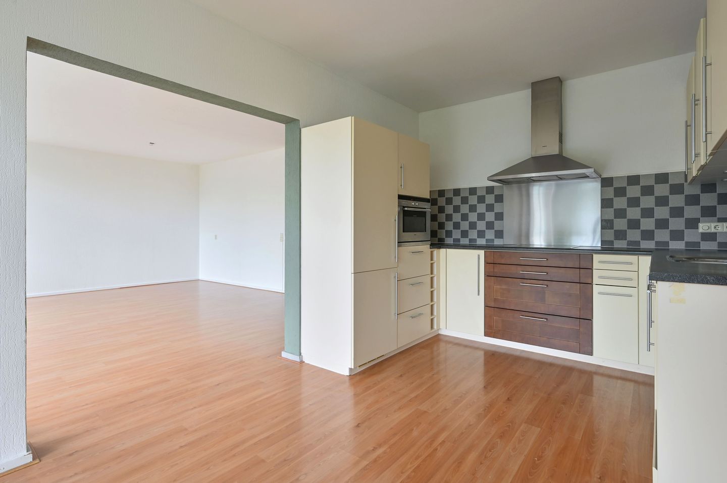 Photo 5 of Veenbesstraat 522