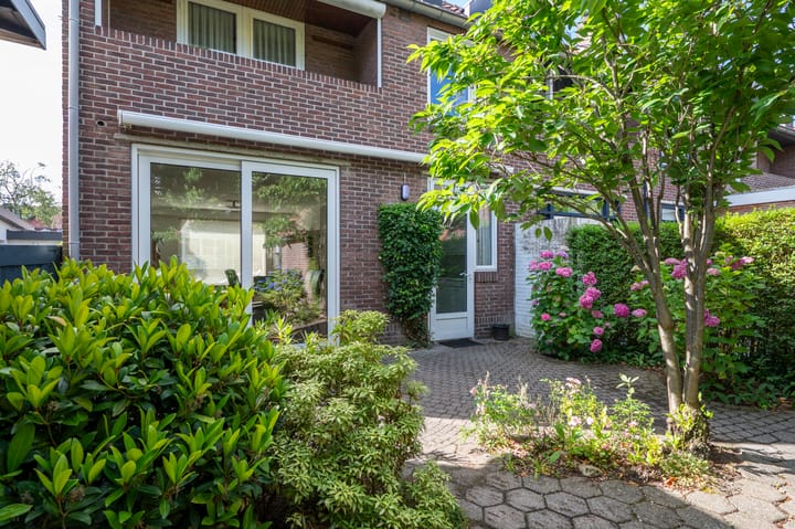 Foto 2 van Lintjensstraat 15